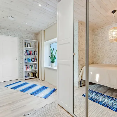 3 Bedroom Family With Huge Garden & Free Parking Сasa de vacaciones