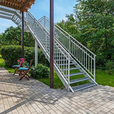 Сasa de vacaciones 3 Bedroom Family With Huge Garden & Free Parking *